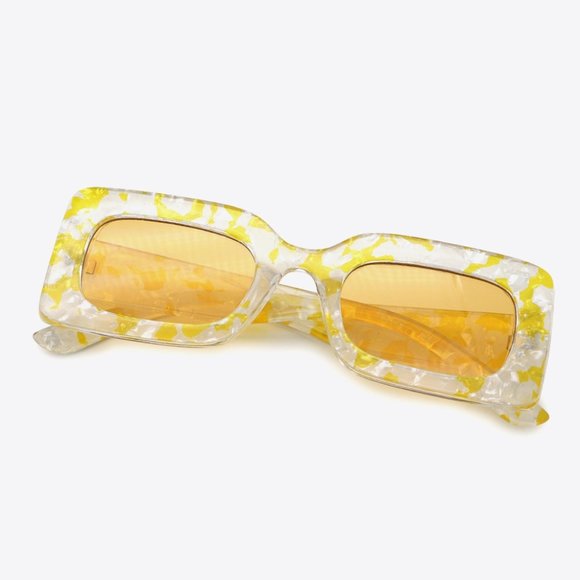 UV400 Tortoiseshell Rectangle Polycarbonate Sunglasses in Butter Yellow - Picture 3 of 5